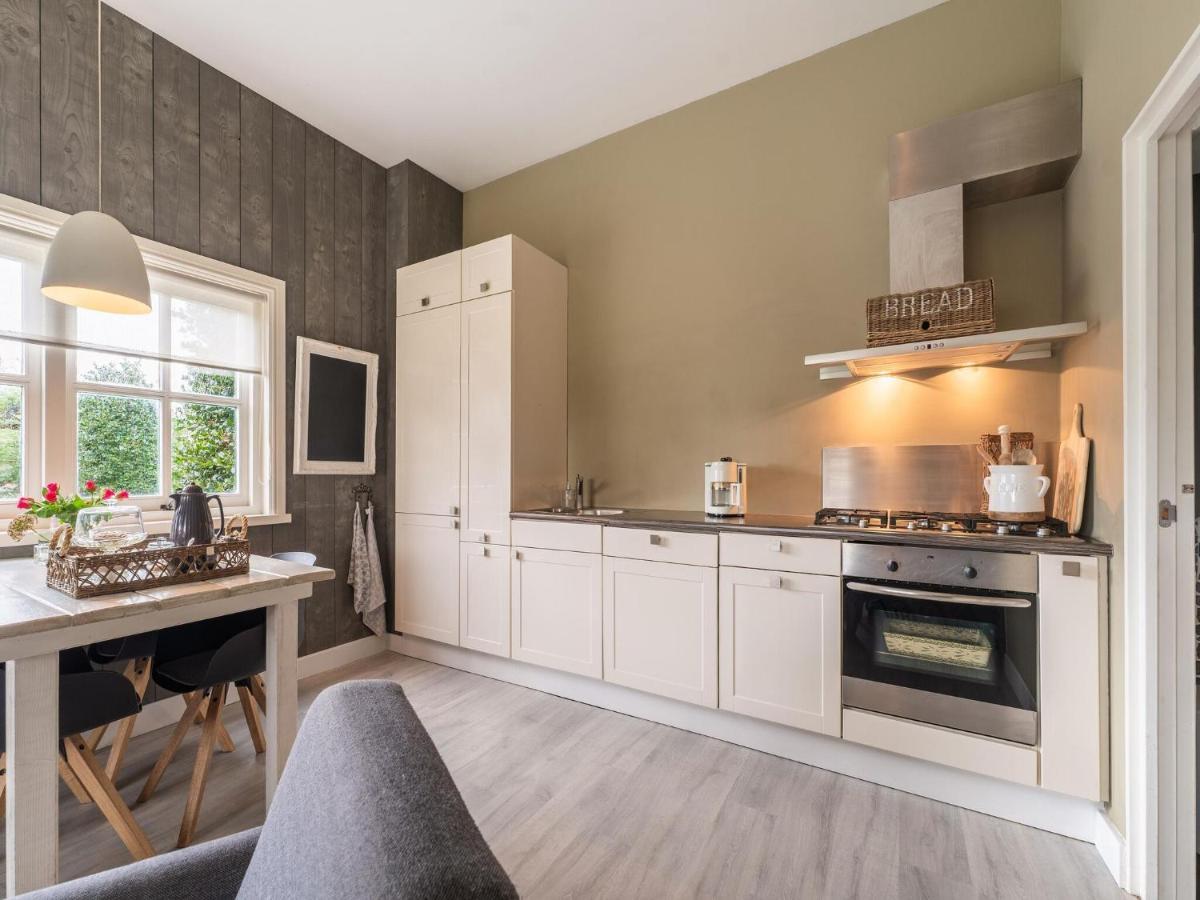 Quaint Summer Holiday Home In Egmond Binnen Εξωτερικό φωτογραφία